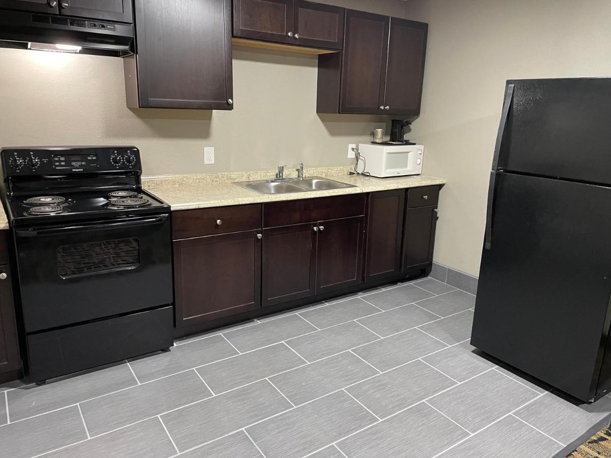 Days Inn & Suites By Wyndham Collierville Germantown Area Екстер'єр фото