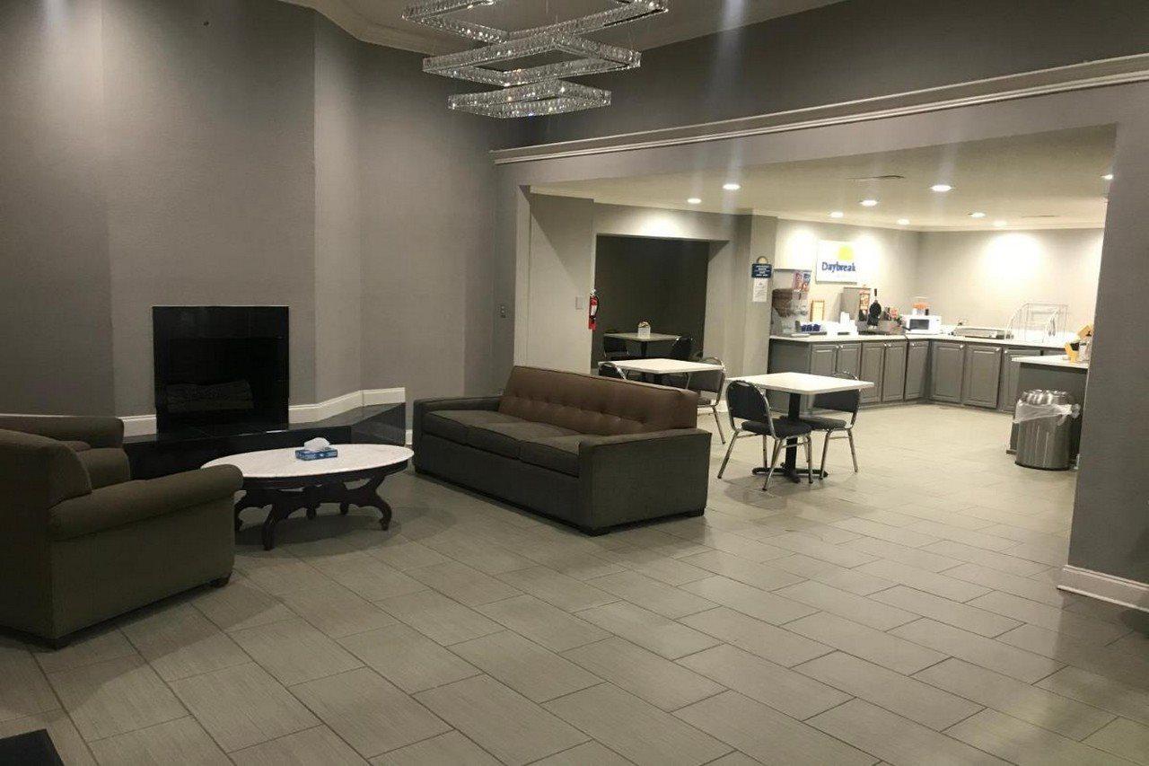 Days Inn & Suites By Wyndham Collierville Germantown Area Екстер'єр фото