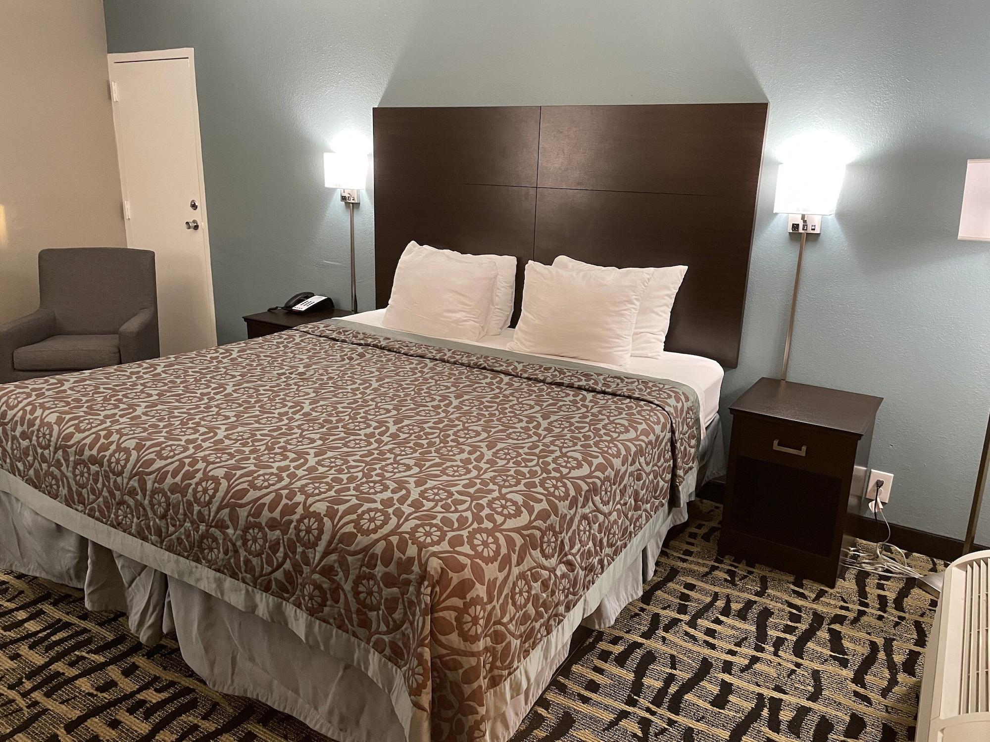Days Inn & Suites By Wyndham Collierville Germantown Area Екстер'єр фото