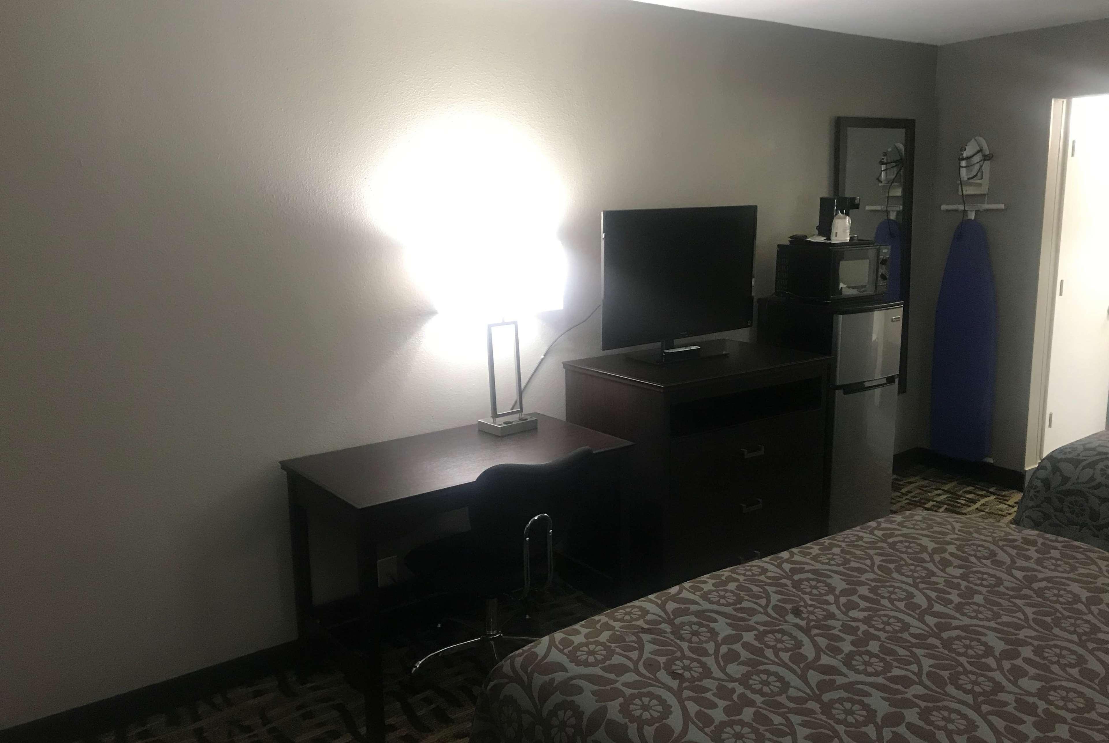 Days Inn & Suites By Wyndham Collierville Germantown Area Екстер'єр фото