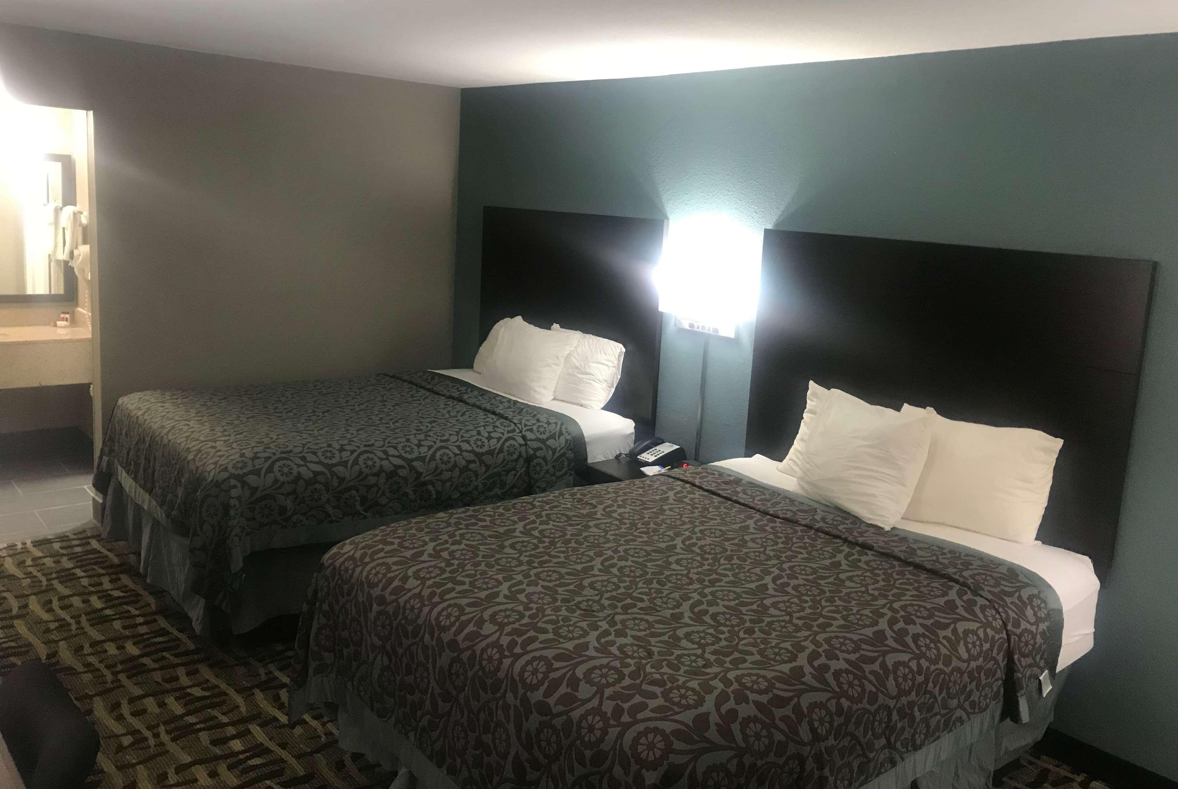 Days Inn & Suites By Wyndham Collierville Germantown Area Екстер'єр фото